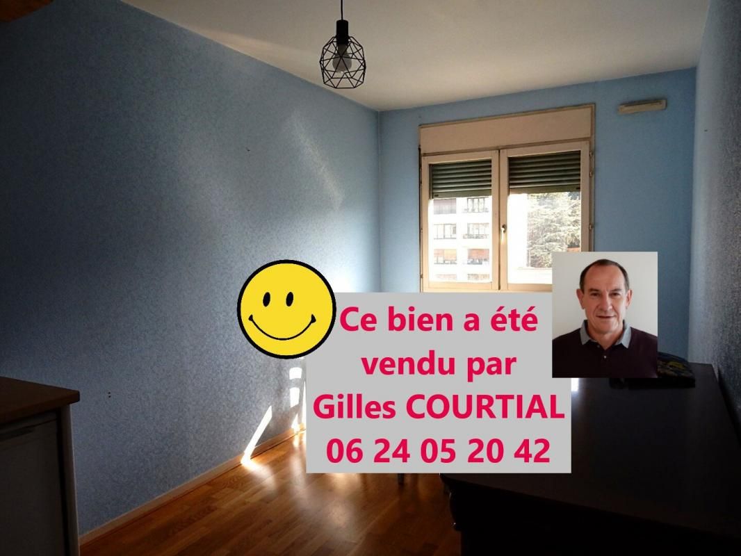 *** VENDU *** Saint-Etienne, 42100, appartement type T1 bis de 34 m² dans résidence sécurisée construite en 1989