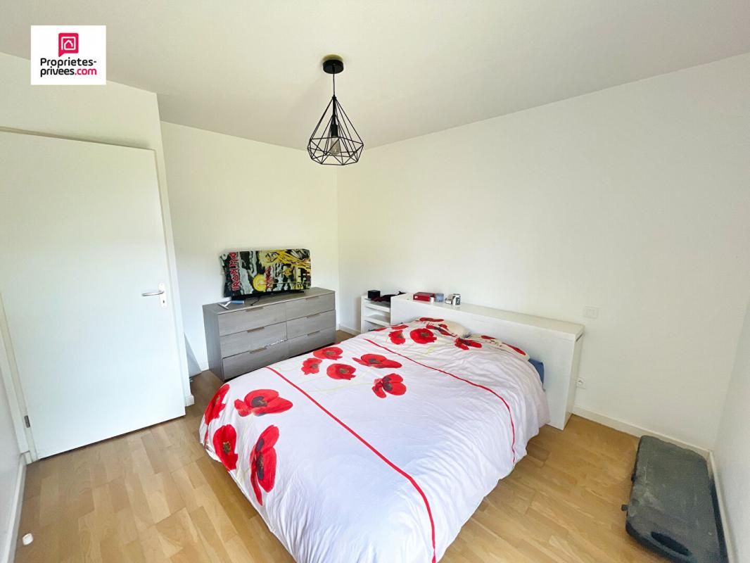 SAINT-MEDARD-EN-JALLES Appartement St Medard En Jalles 3 pièce(s) 59 m2 avec terrasse 2