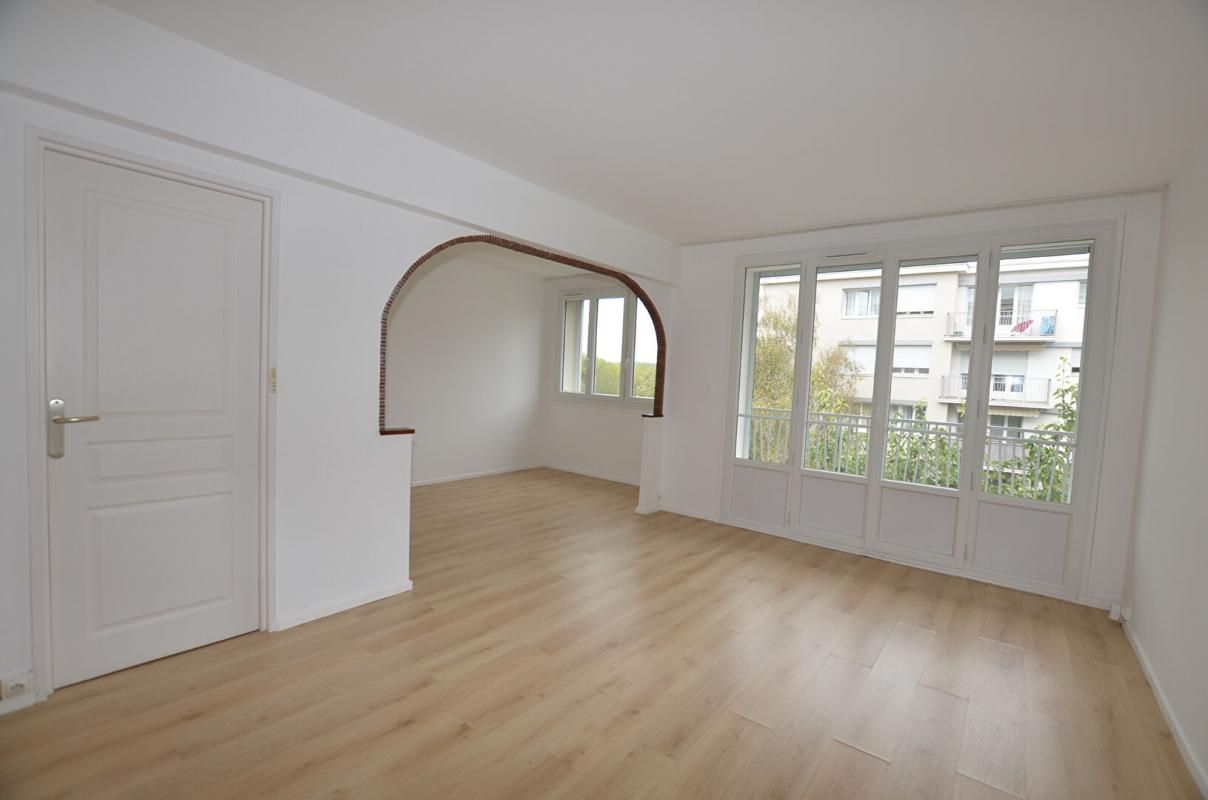 SAINT-MICHEL-SUR-ORGE 91240 - Appartement avec balcon Saint Michel Sur Orge 4 pièces 69 m² 3