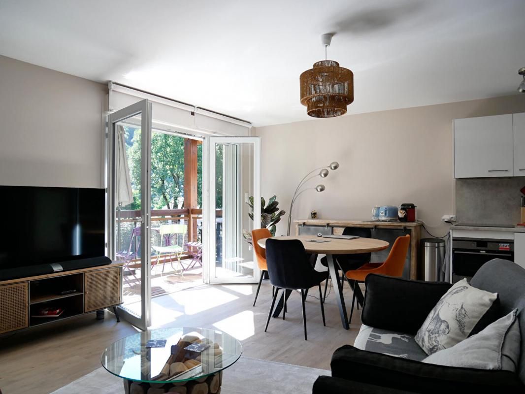 BAGNERES-DE-LUCHON Appartement T2 Duplex Cabine de 69 m² avec balcon 4