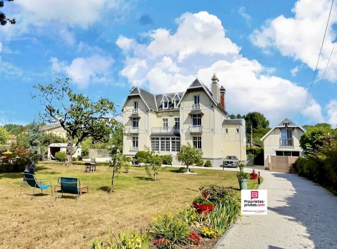 Bien d'exception Saint Etienne Au Mont 13 pièces 437 M2 + cottage 40M2