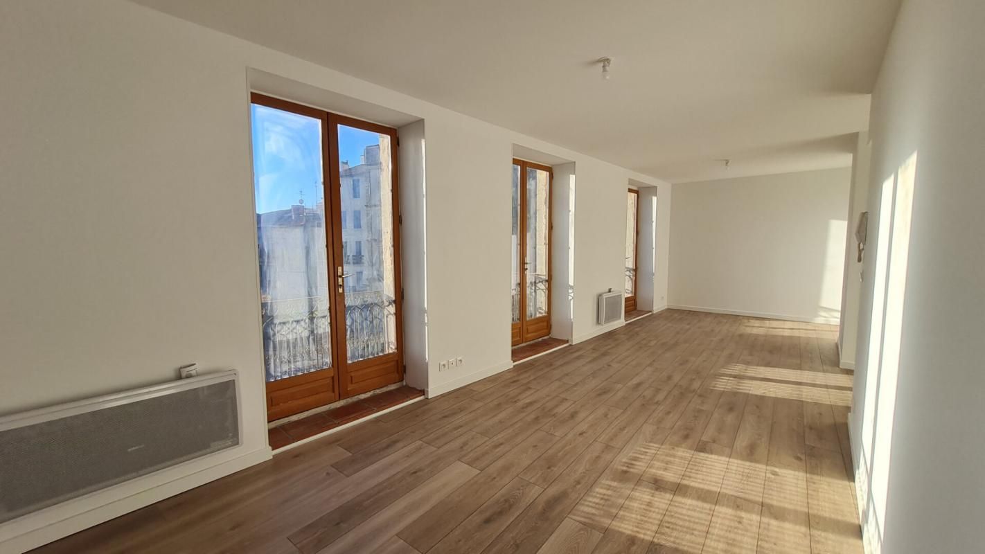 BEZIERS Appartement rénové totalement de 58 m² 3