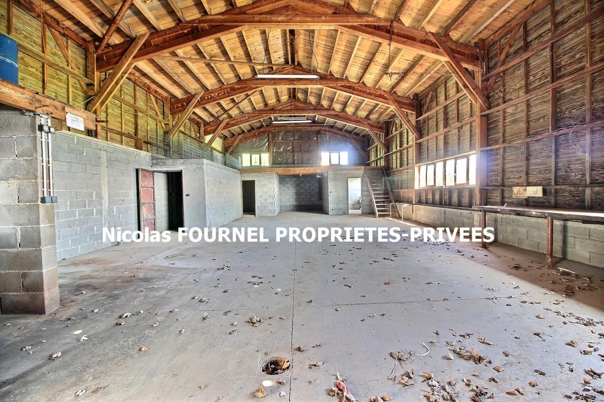 TARENTAISE 42660 En exclusivité Dépôt 200 m² sur 900m² de terrain