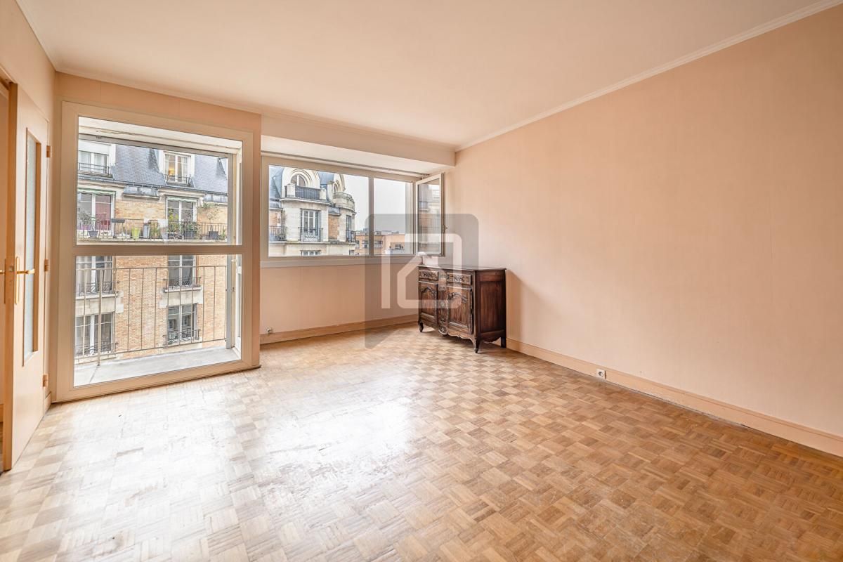 PARIS-15E-ARRONDISSEMENT Appartement  4 pièce(s) 94 m2 2