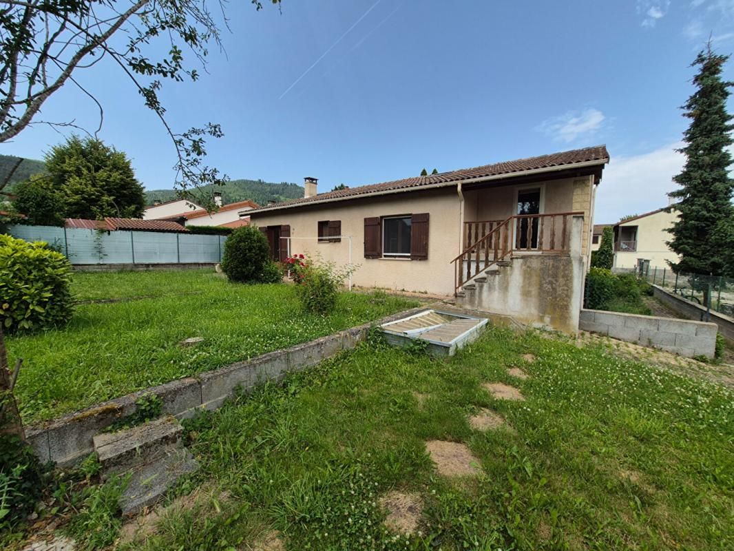 Bas-en-Basset 43210 Exclusivité maison plain-pied 80 m² 3 chambres garage TERRAIN 534m²