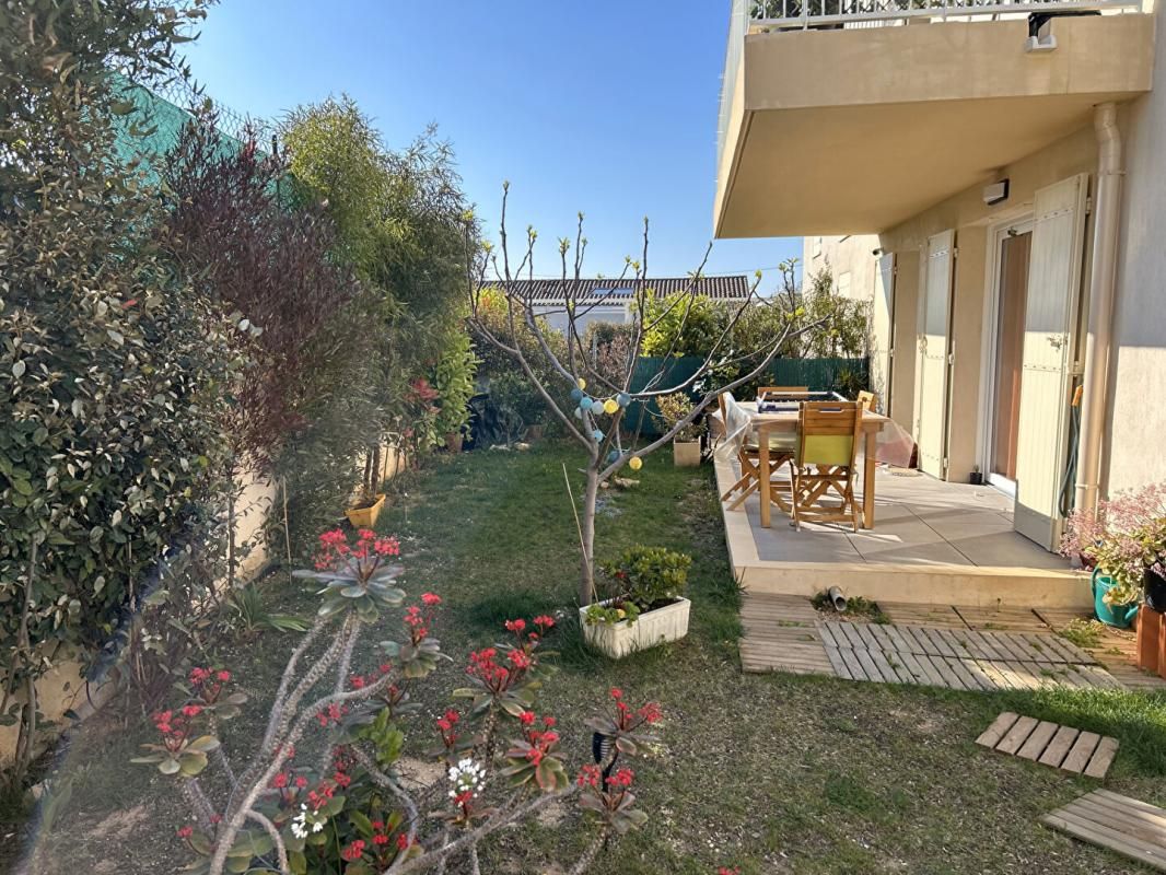 Appartement Toulon 3 pièce(s) 65 m2 avec terrasse et jardin