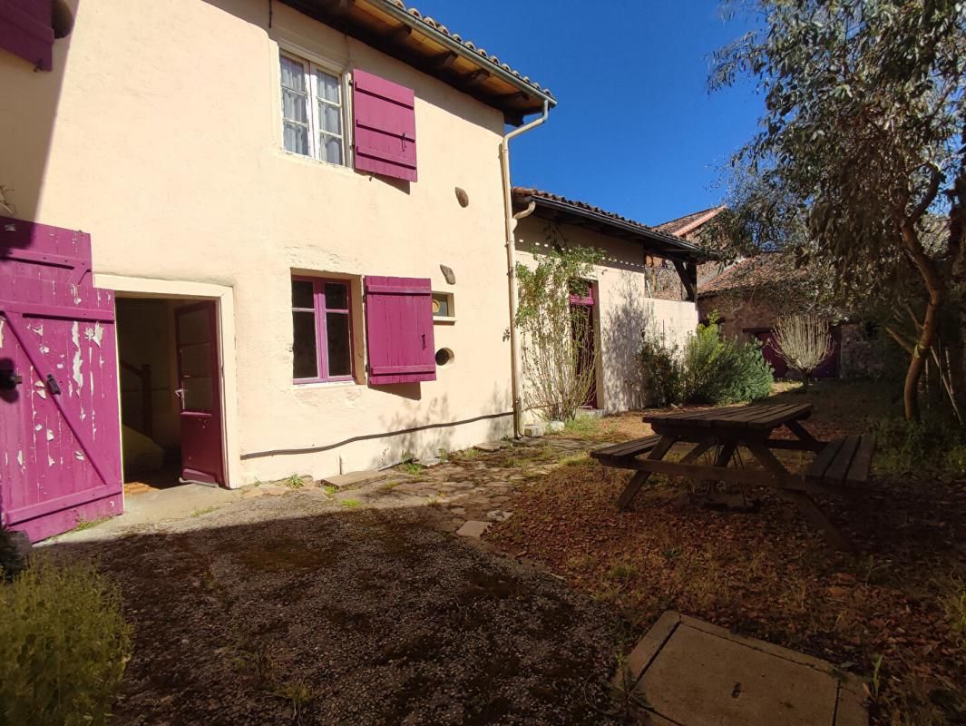 Maison 6 pièces dépendances et parcelles constructibles