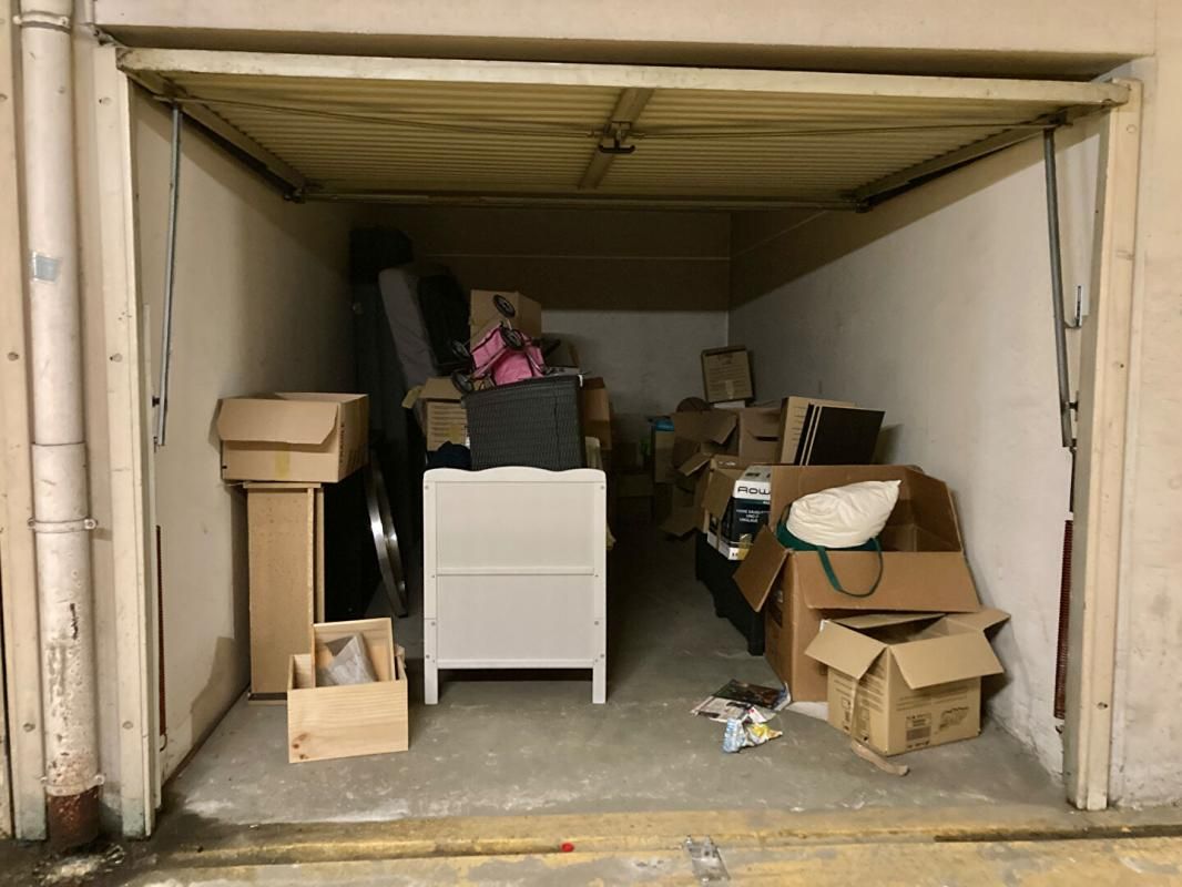 Vente GARAGE BORDEAUX (33000)