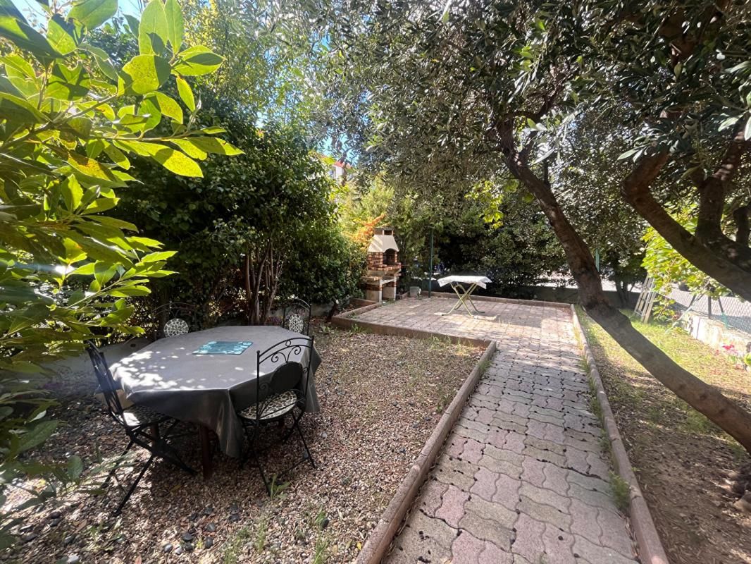 T2 en Rez-de-jardin 55m2 13014 La station