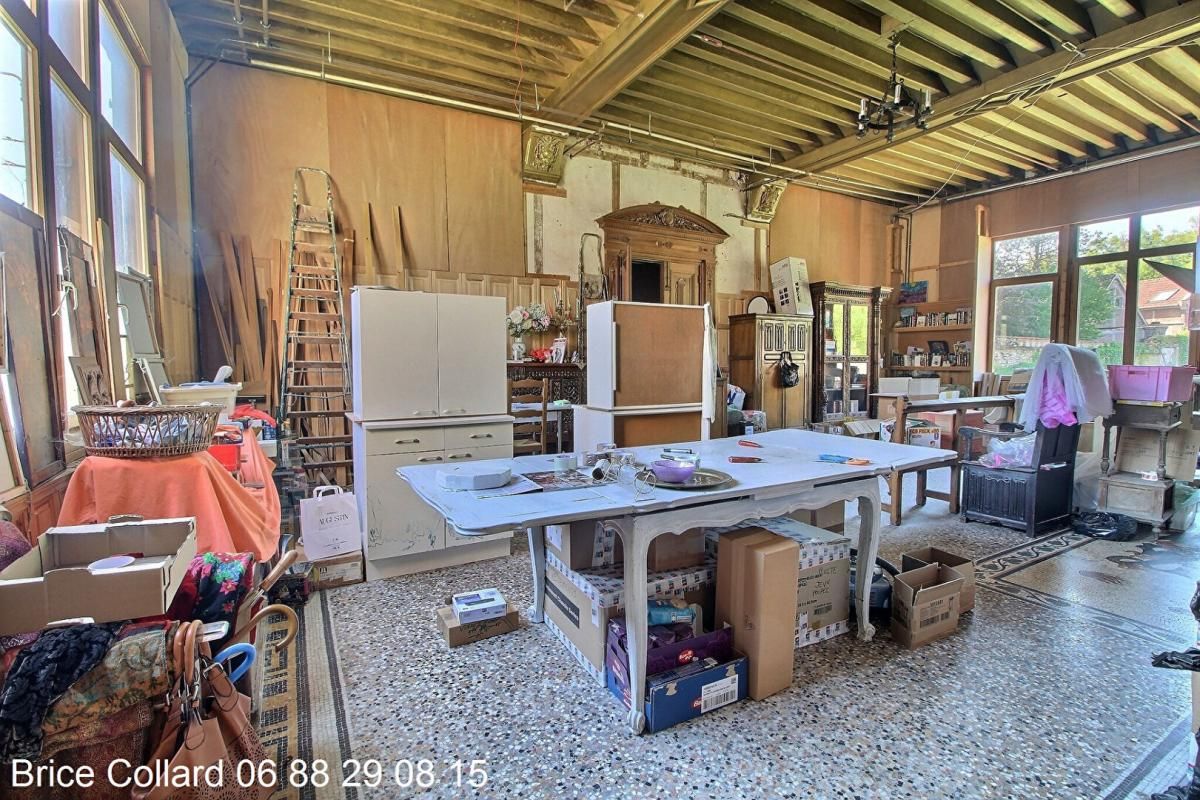 60510 LA NEUVILLE EN HEZ Maison de caractère 5 chambres et dépendance