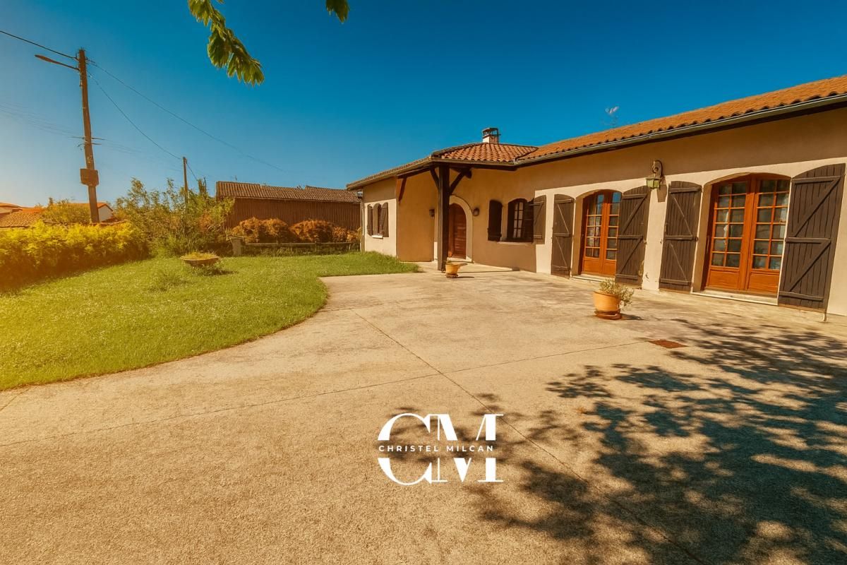 Maison 4 pièces 146 M² Mérignac les Eyquems 600m² de parcelle