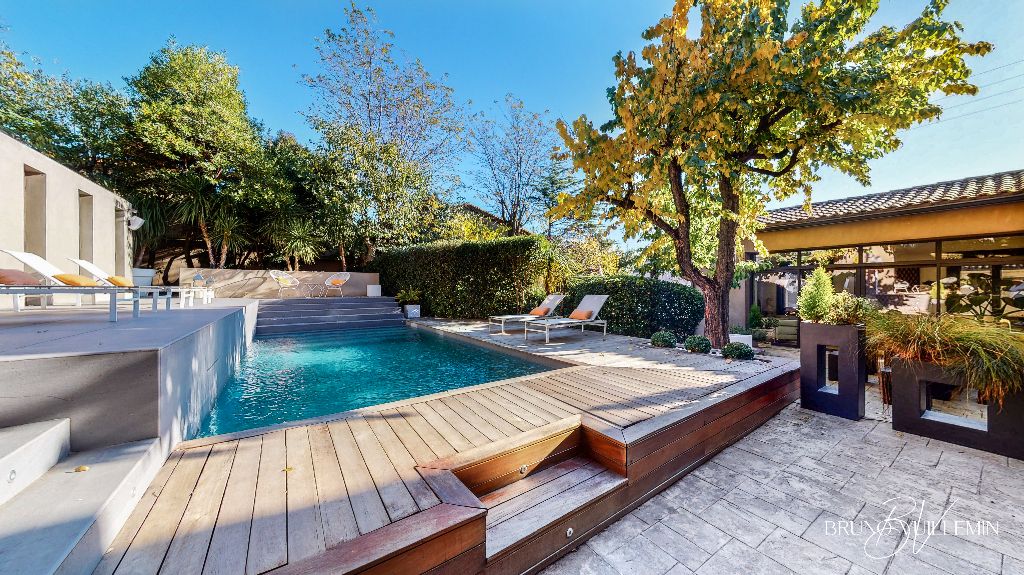 MAISON BOURGEOISE FIN XIXème ENTIEREMENT RENOVEE A 2 PAS DE LA CITE DE CARCASSONNE