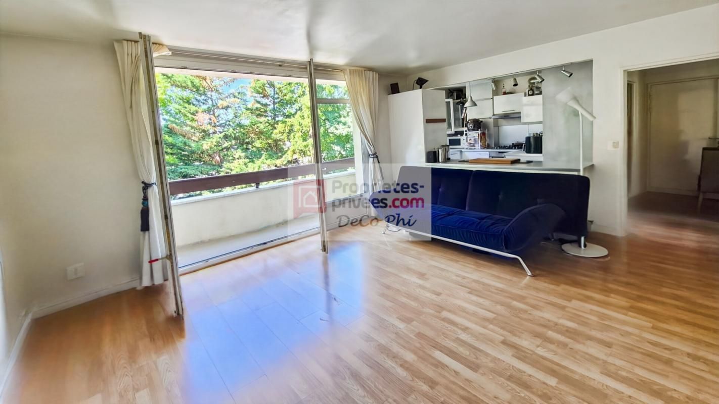 Lumineux 3 pièces 63 m2 vue dégagée Versailles