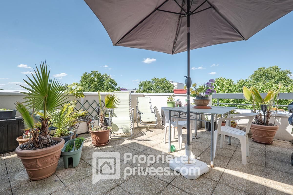 Nanterre - Appartement 3 pièces 64 m2 avec terrasse de 30 m², cave et une place parking