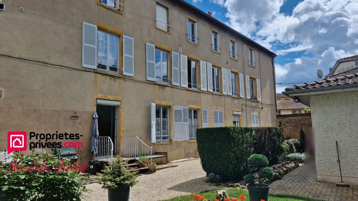 CHARLIEU - IMMEUBLE + MAISON