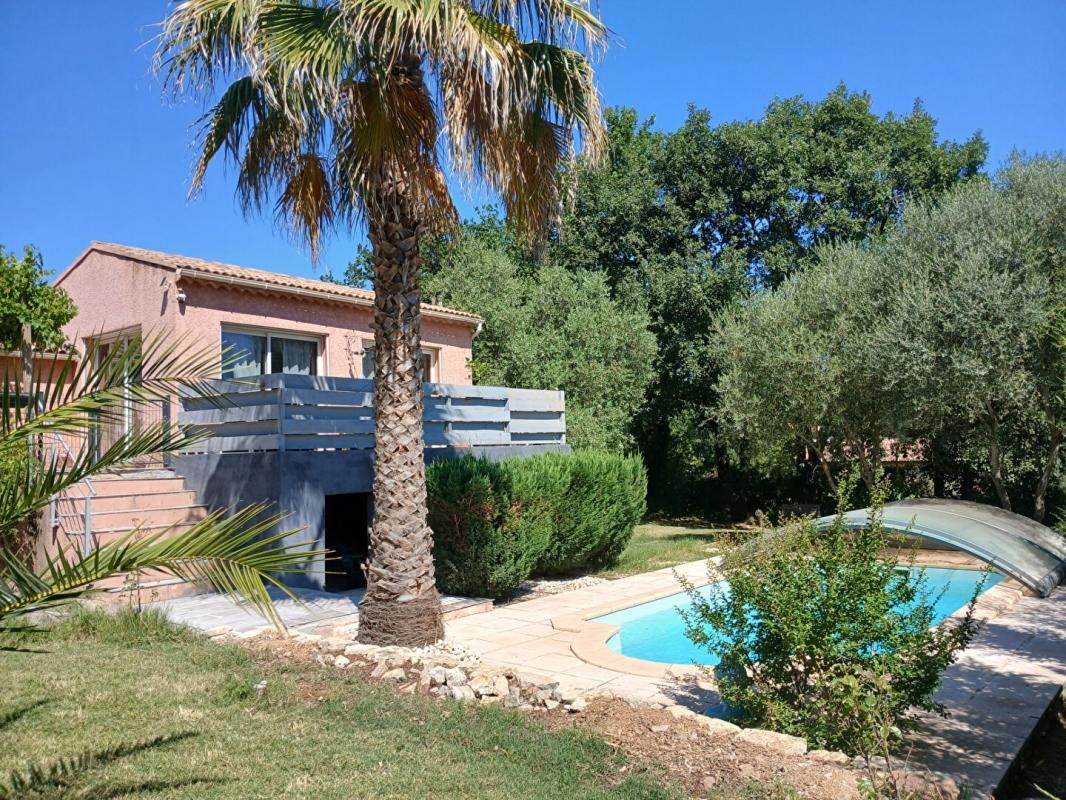 Villa 7 pièces de 149m2 avec piscine sur 2000m² de terrain - LE VAL
