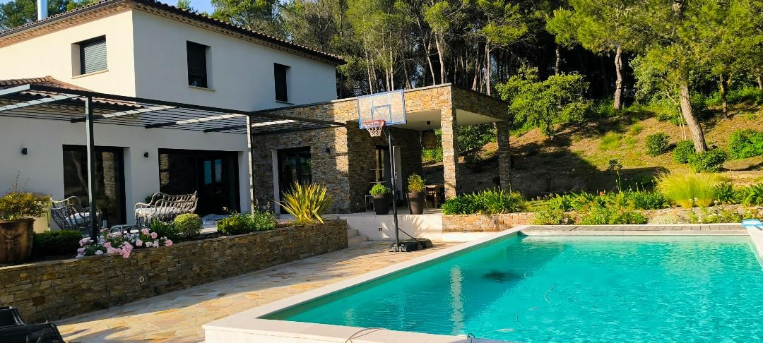 EXCLUSIVITE! Villa Contemporaine Sur les hauts de la Lègue