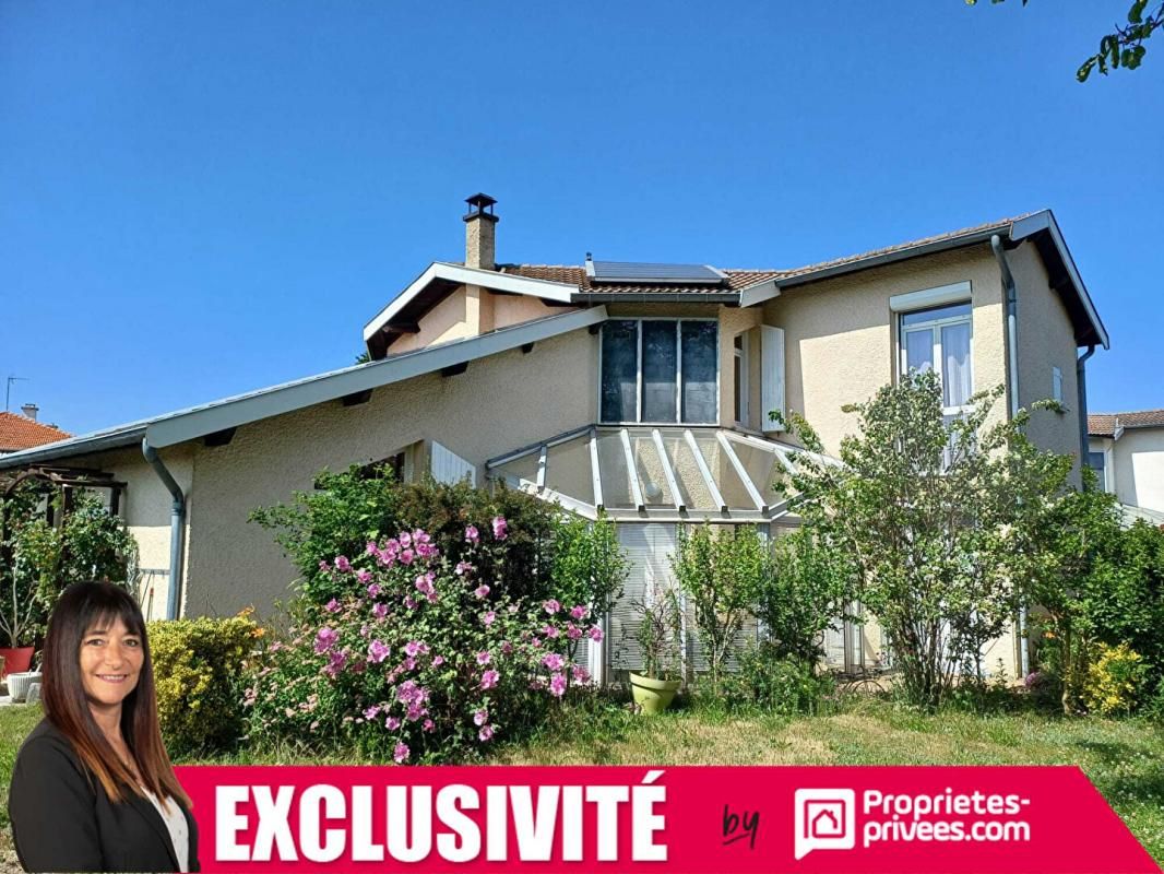 Villerest, villa 105 m² + véranda  - 3 chambres dont 1 en rc