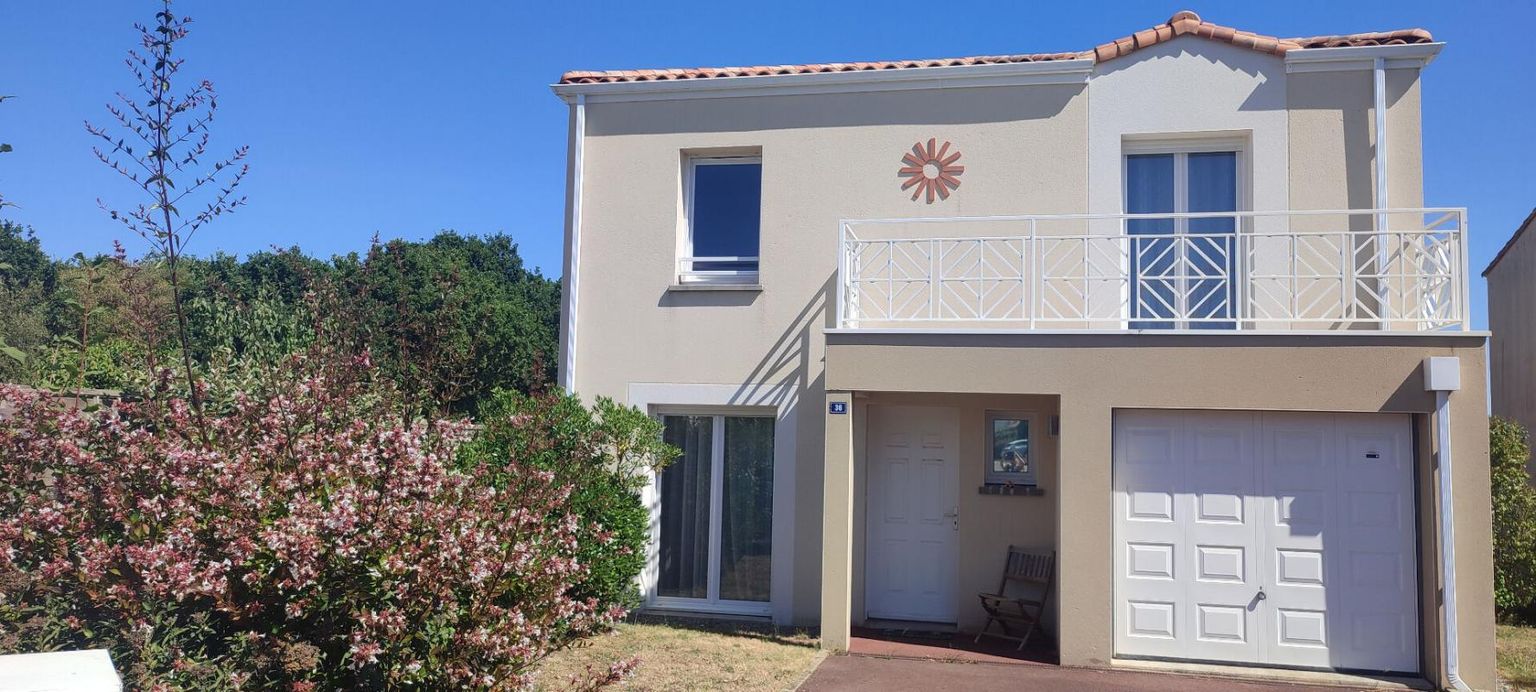 Maison Pornic proche Mer 5 pièce(s) 107 m2 - 4 chambres avec Garage