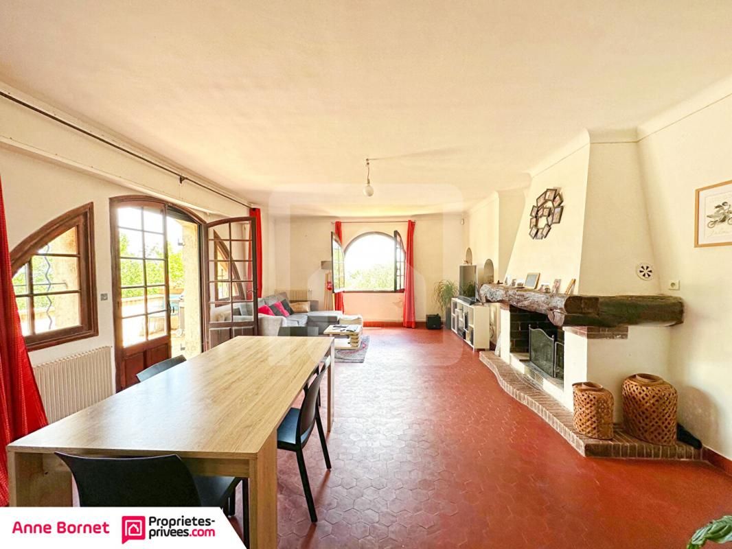 Villa provençale 6 pièces 170 m2 terrain 1630 m2