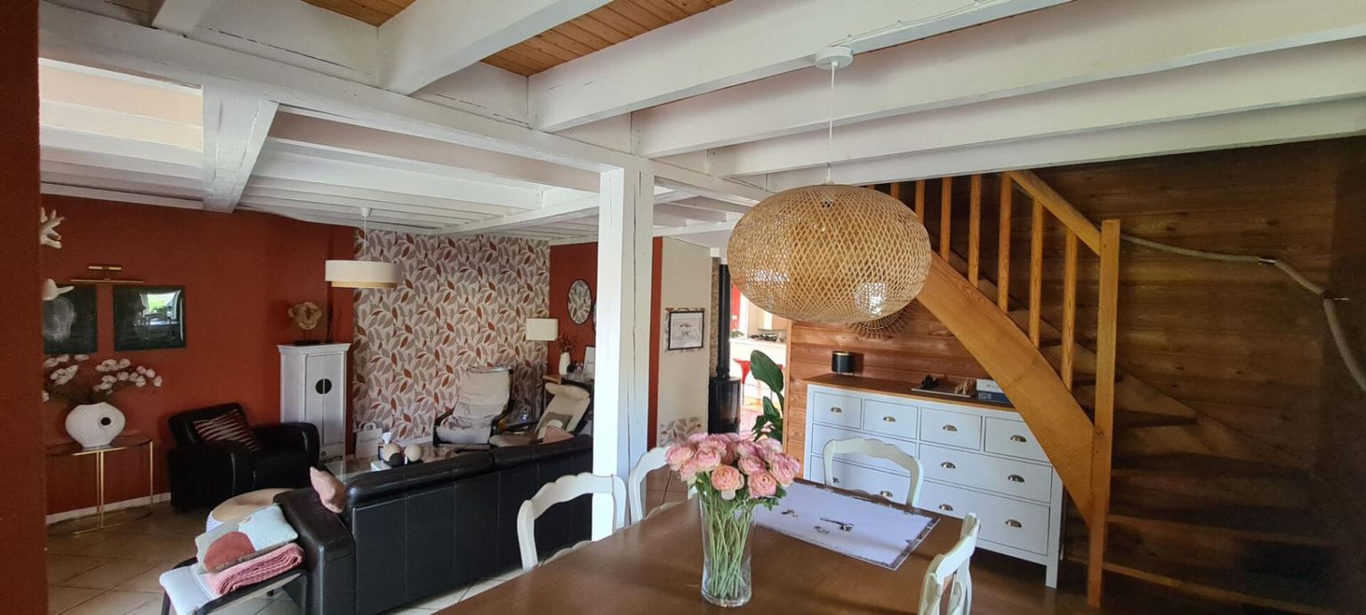 Maison Le Loroux Bottereau 154.42 M² , 6 P , 4 Ch , Bureau . Terrasse , Appentis