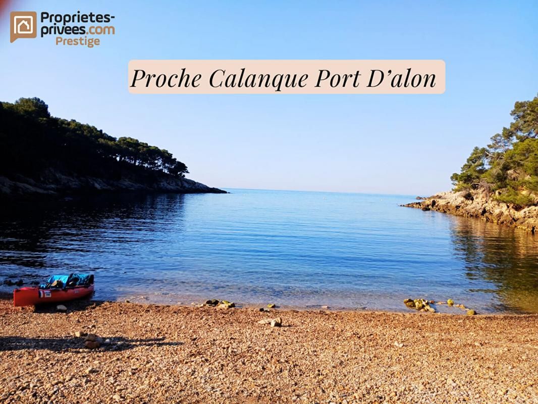 VILLA SAINT CYR SUR MER 263M² AVEC PISCINE- PROCHE CALANQUE PORT D'ALON