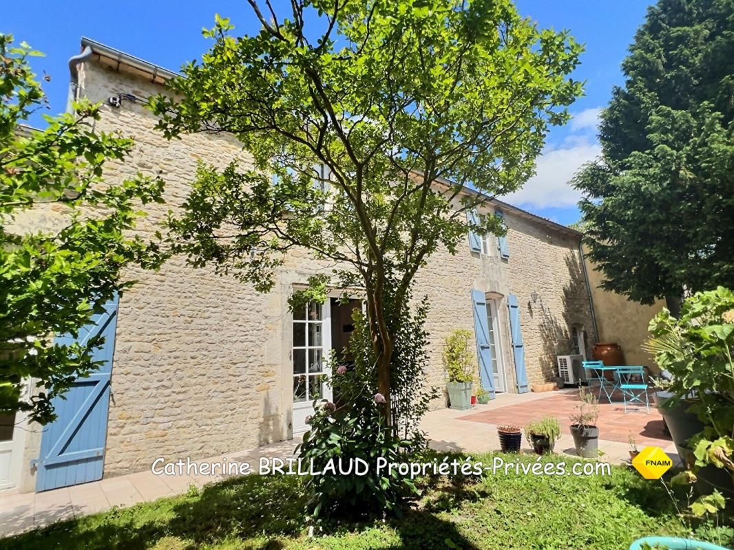 Maison Champagne Les Marais 7 pièces 171 m2