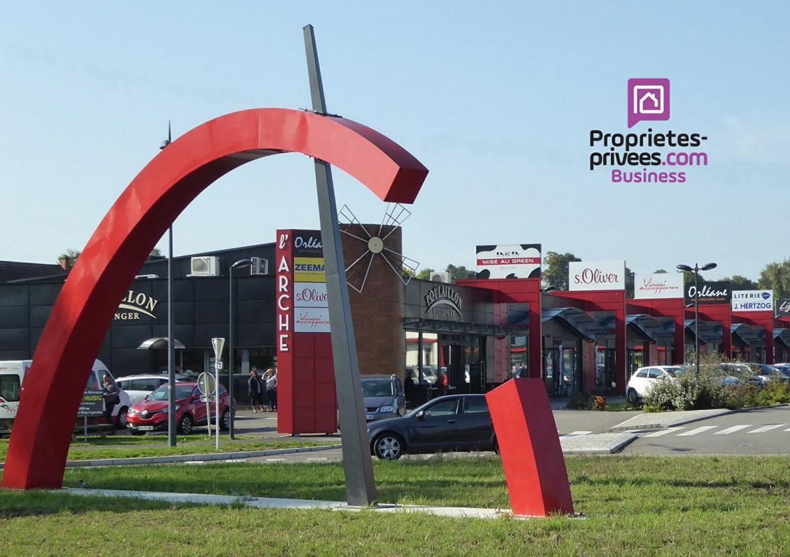 Morschwiller le Bas, zone périphérique N°1 - Murs commerciaux 300 m²