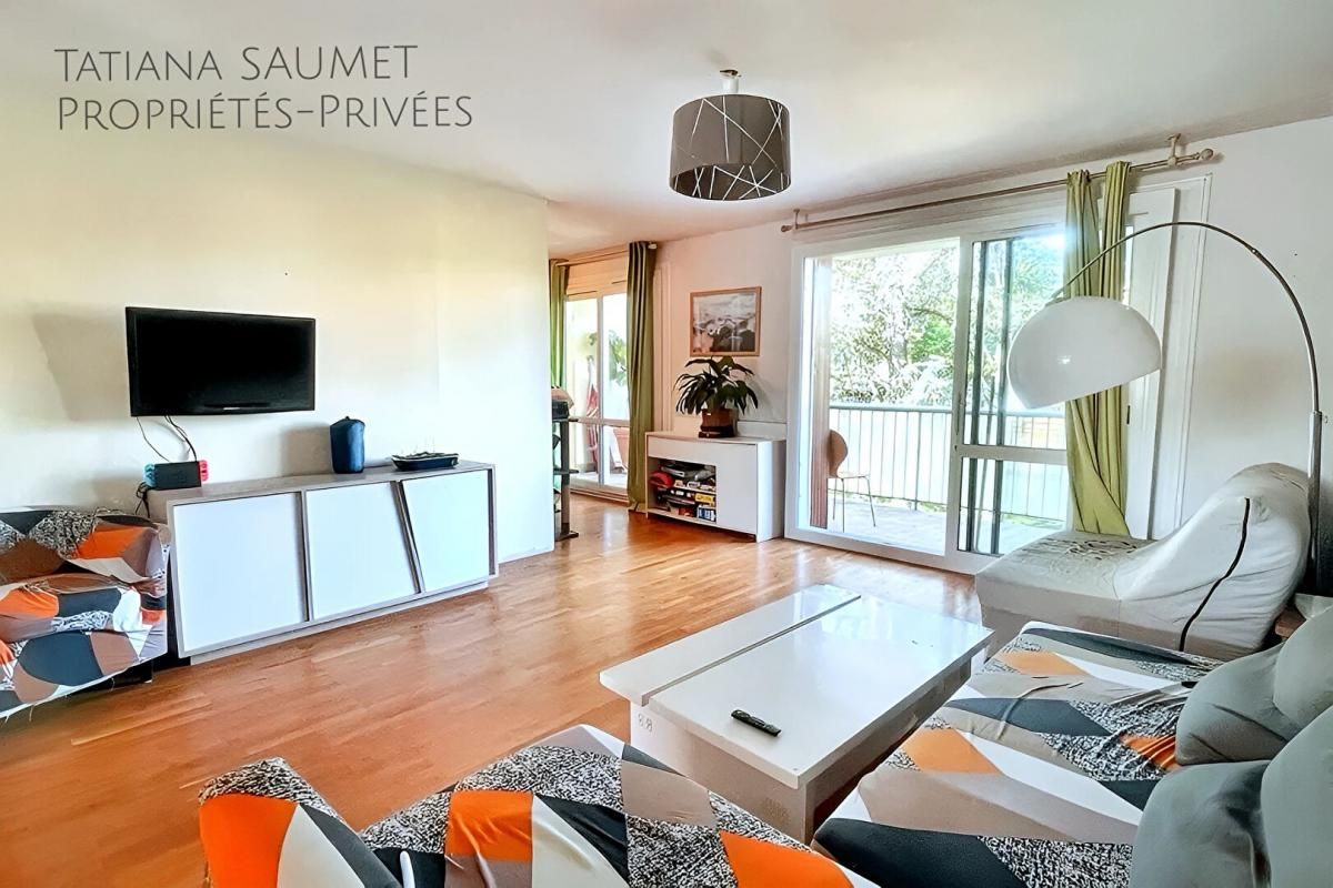 Appartement Fontaines-sur-Saône 5 pièce(s) 104 m2