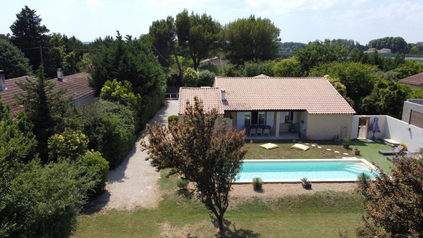 LE THOR Maison 160 m² avec piscine, dépendance et garage 630 000