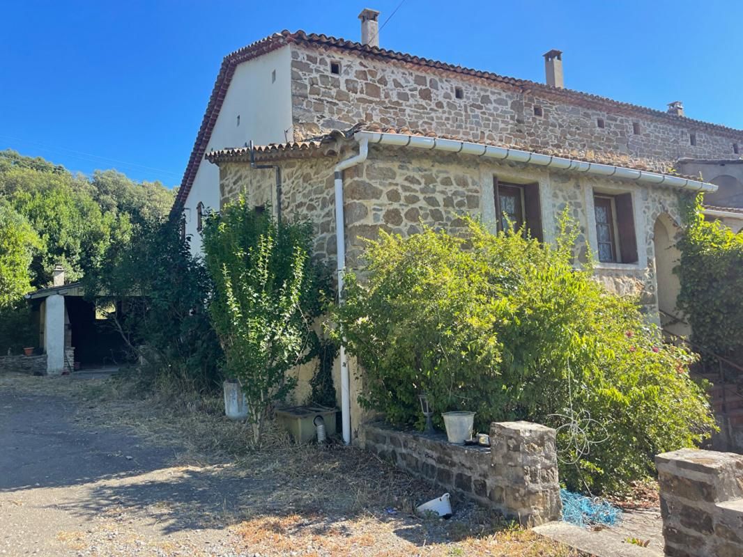 Mas en pierres mitoyen proche Anduze