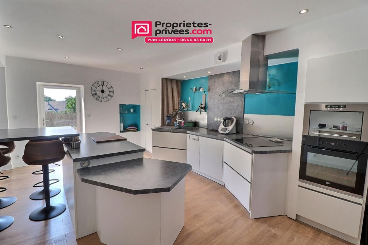 Maison de charme dans corps de ferme rénovée , 4 chambres , terrasse, garage