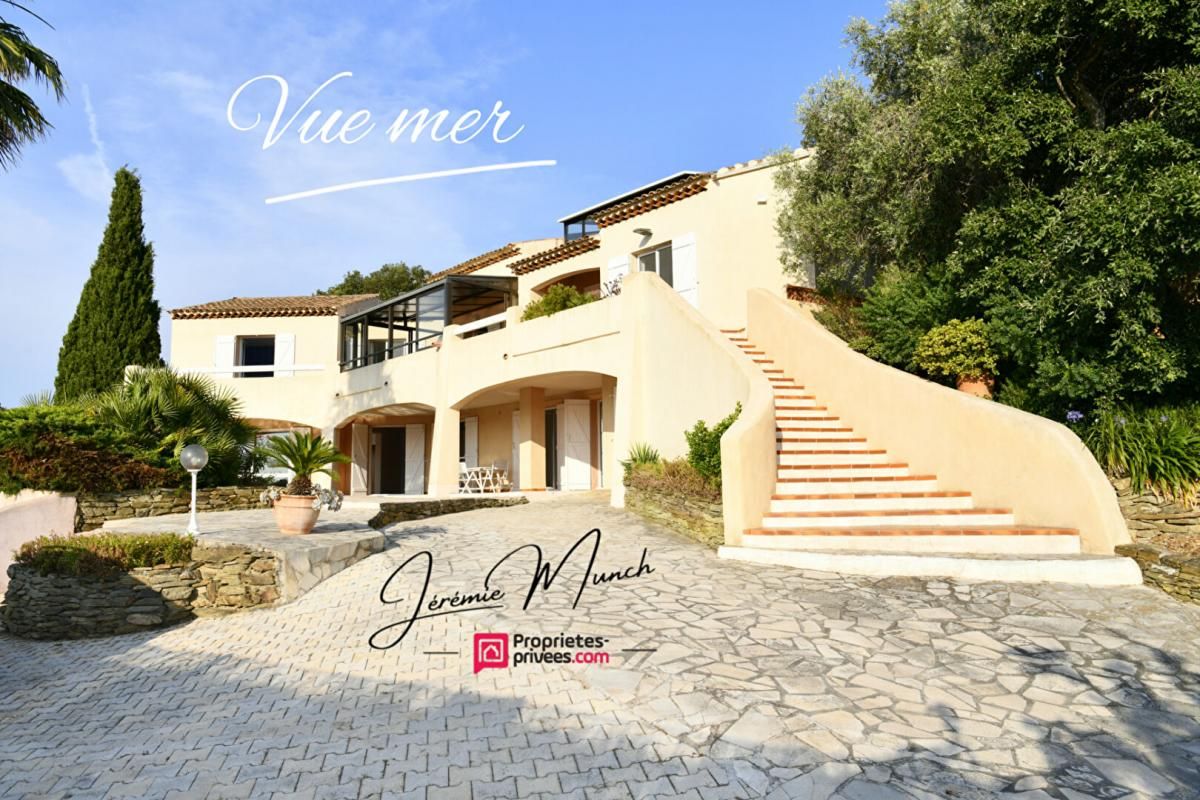 Villa de luxe, vue mer, côte d'azur.FRANCE