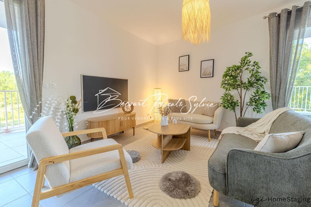 A SAISIR ! T3- 70,46 m² Idéalement situé: 253000 avec terrasse , double garage. Très Grand confort MONTEUX (84170)