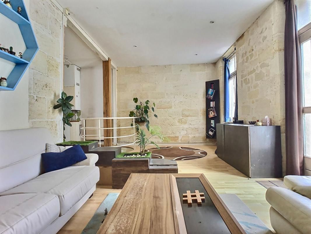Vente T3 72m2 BORDEAUX (33000)