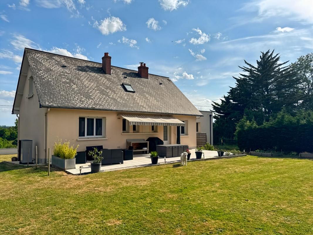 Maison Souvigne Sur Sarthe 6 pièce(s) 152 m2