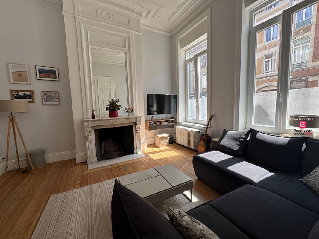 Appartement lumineux, 2 chambres+ un dressing, secteur Hypercentre Palais des Beaux-Arts