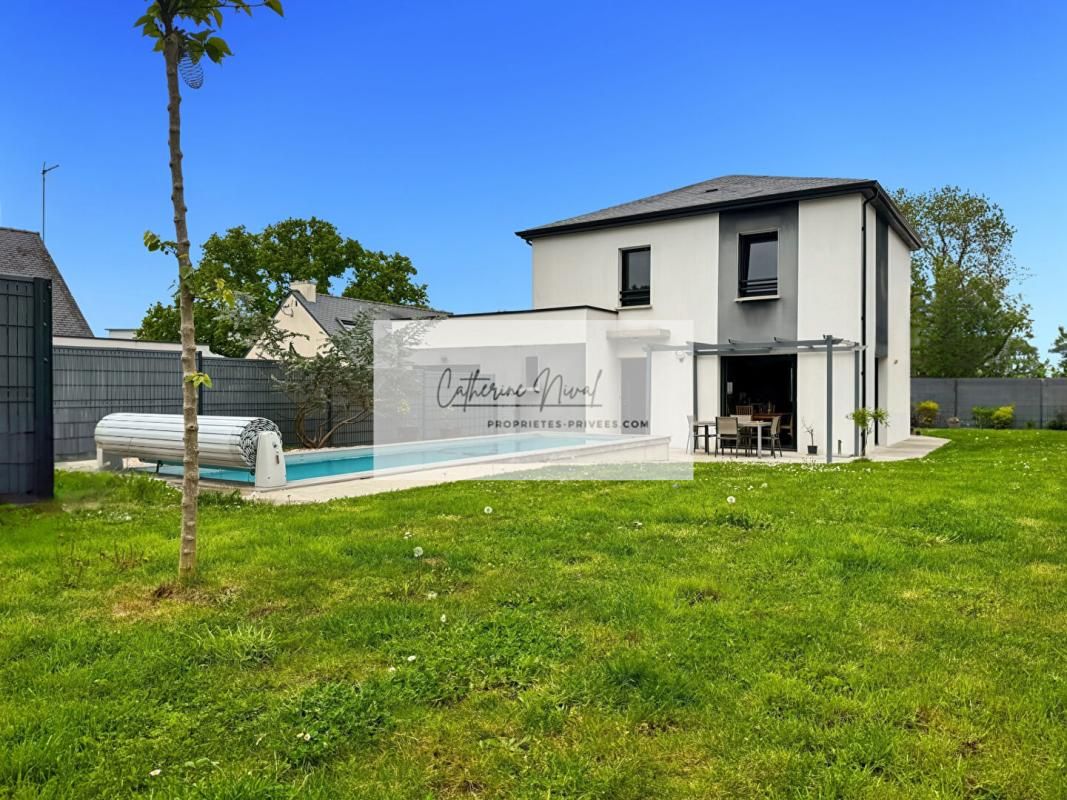 IMMACULEE, Maison contemporaine , 123 m2 , garage , Piscine