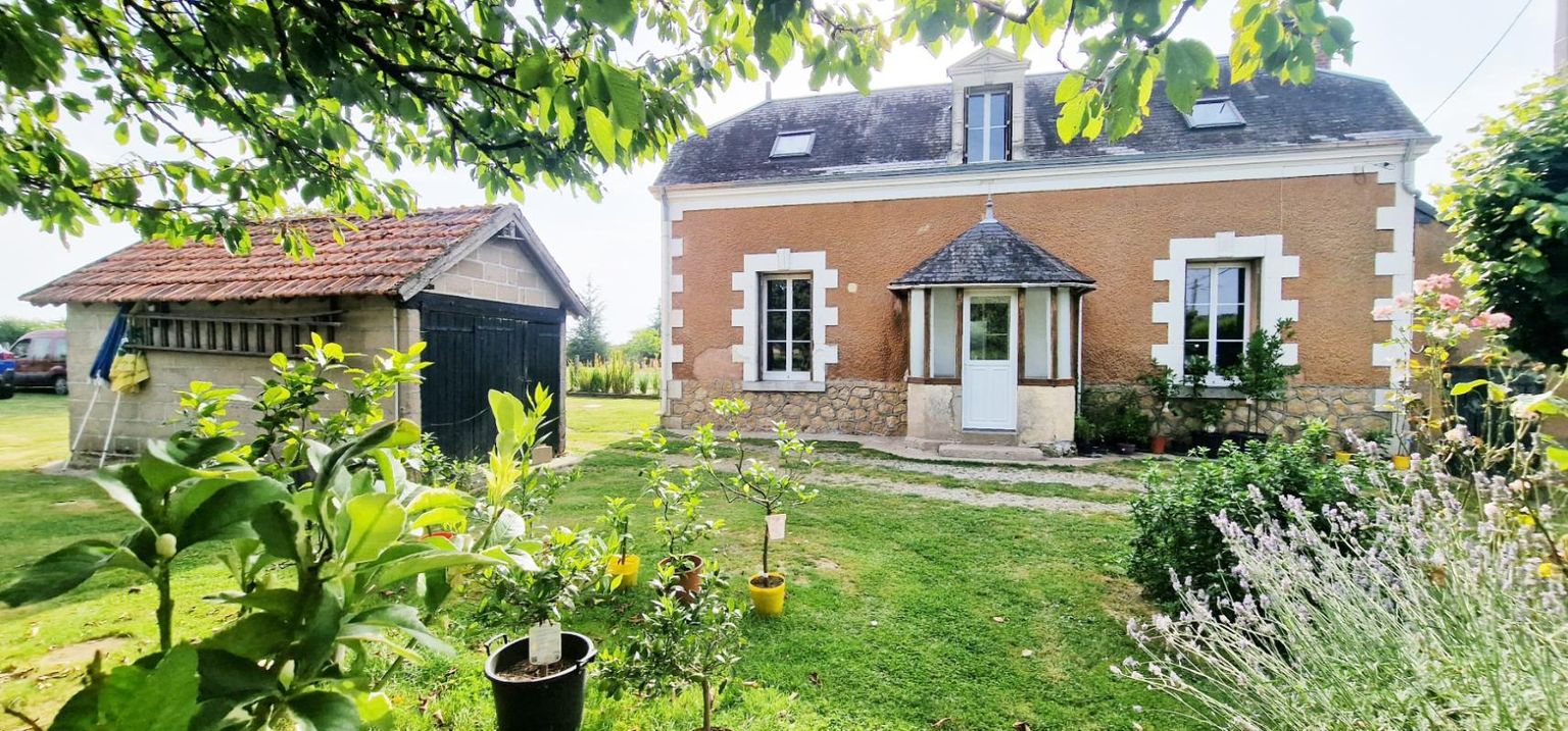 Maison de 79 m² 4 pièces - 2 chambres et un bureau - dépendances - terrain de 3200 m²