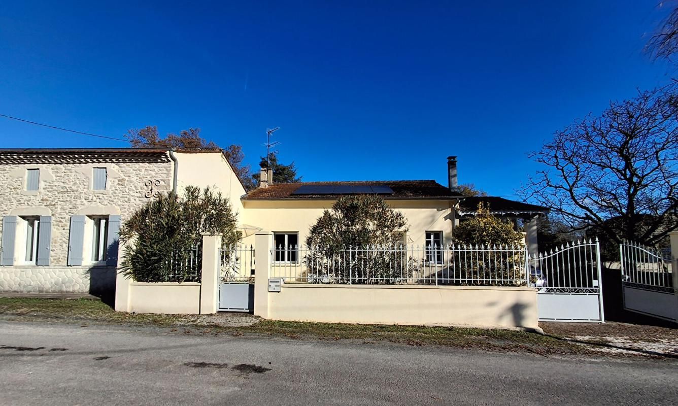 Maison 7 pièces 225 m2 avec piscine et possibilité de faire 2 logements!