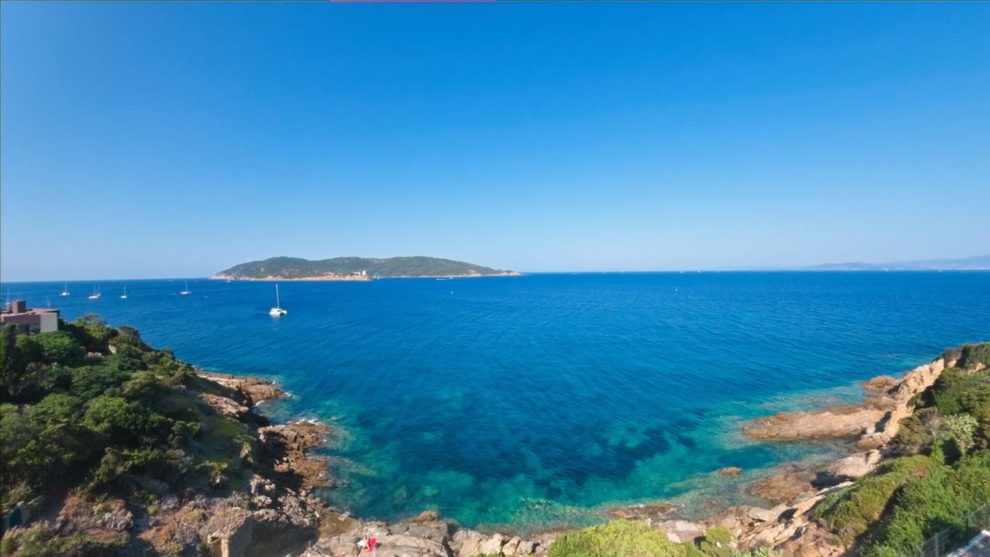 Villa d'exception vue mer imprenable et accès mer- Ile Du Levant 371 m2 - 4 150 000 euros