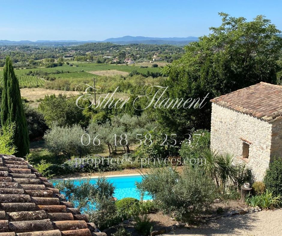 Mas avec vue panoramique , Résidence principale et 2 gîtes