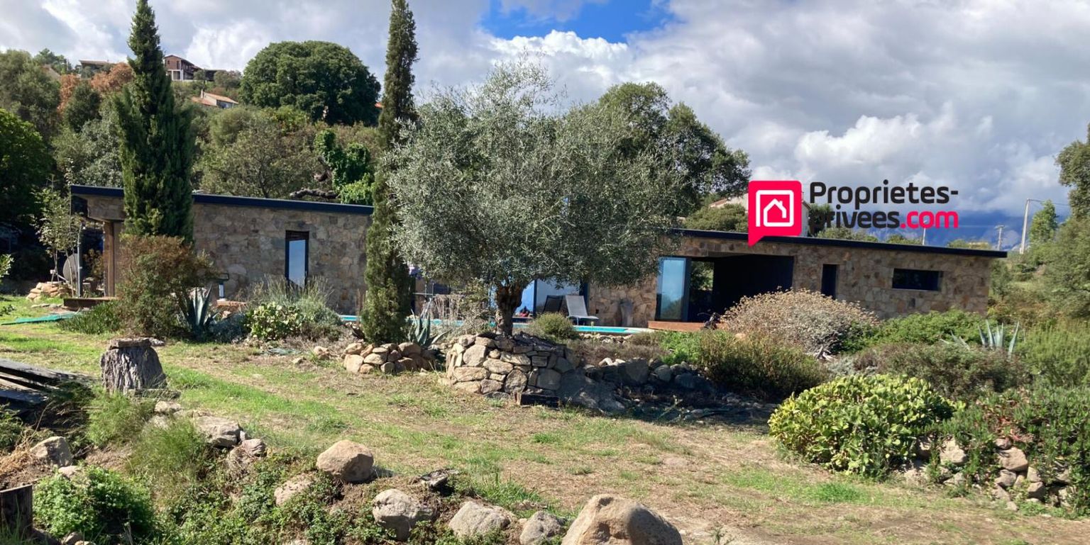 Maison en pierres T4 avec piscine VUE MER - Sari Solenzara 20145 - CORSE DU SUD - FRANCE