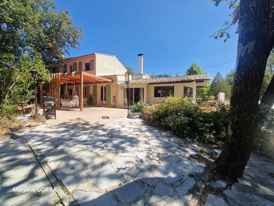COUP DE COEUR ASSURE VILLA T4 SUR 1322 M² DE TERRAIN