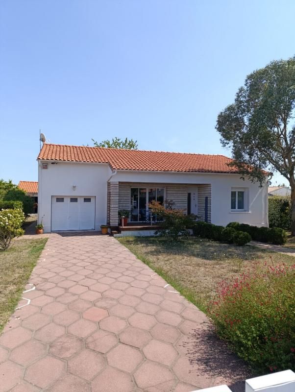 DEPT 17 Maison Saujon 6 pièce(s) 100 m2