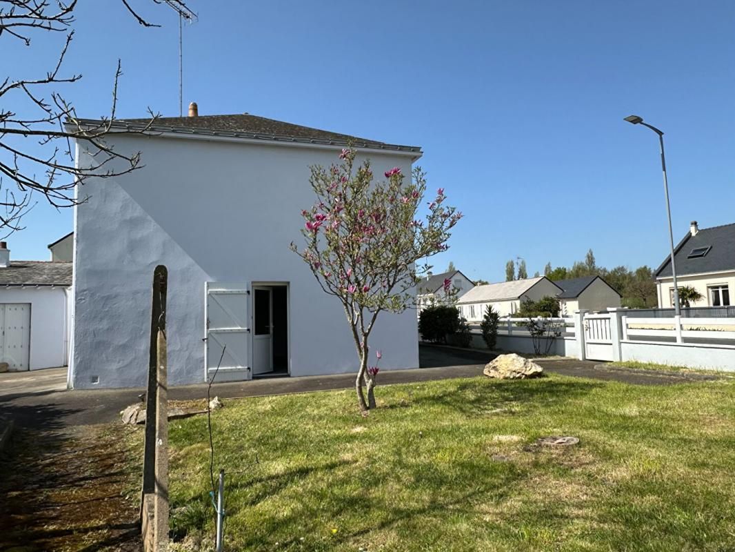 Herbignac ? Maison familiale avec sous-sol aménagé et grand garage indépendant