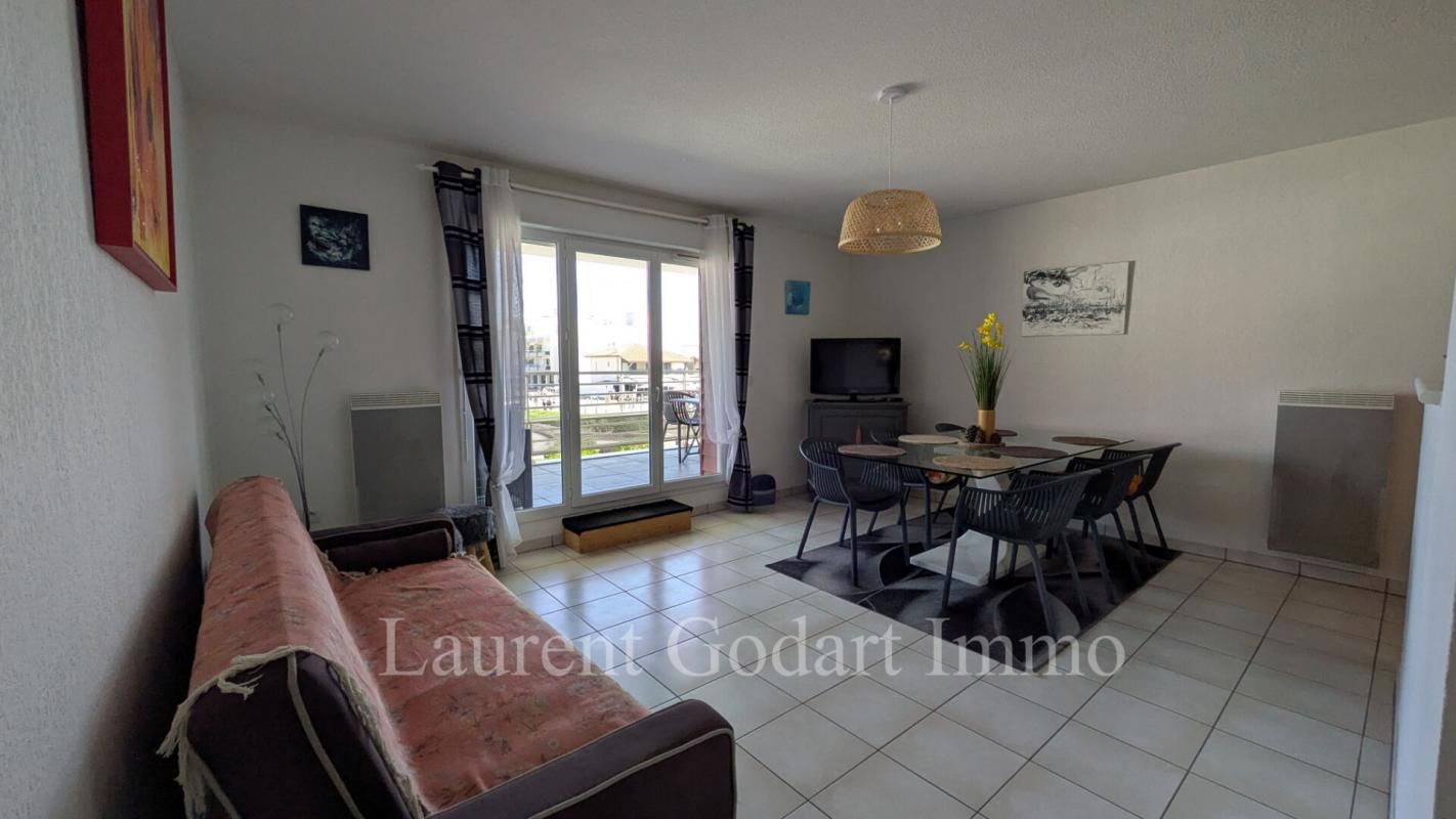 Appartement T3 avec loggia, cellier et parking en sous-sol