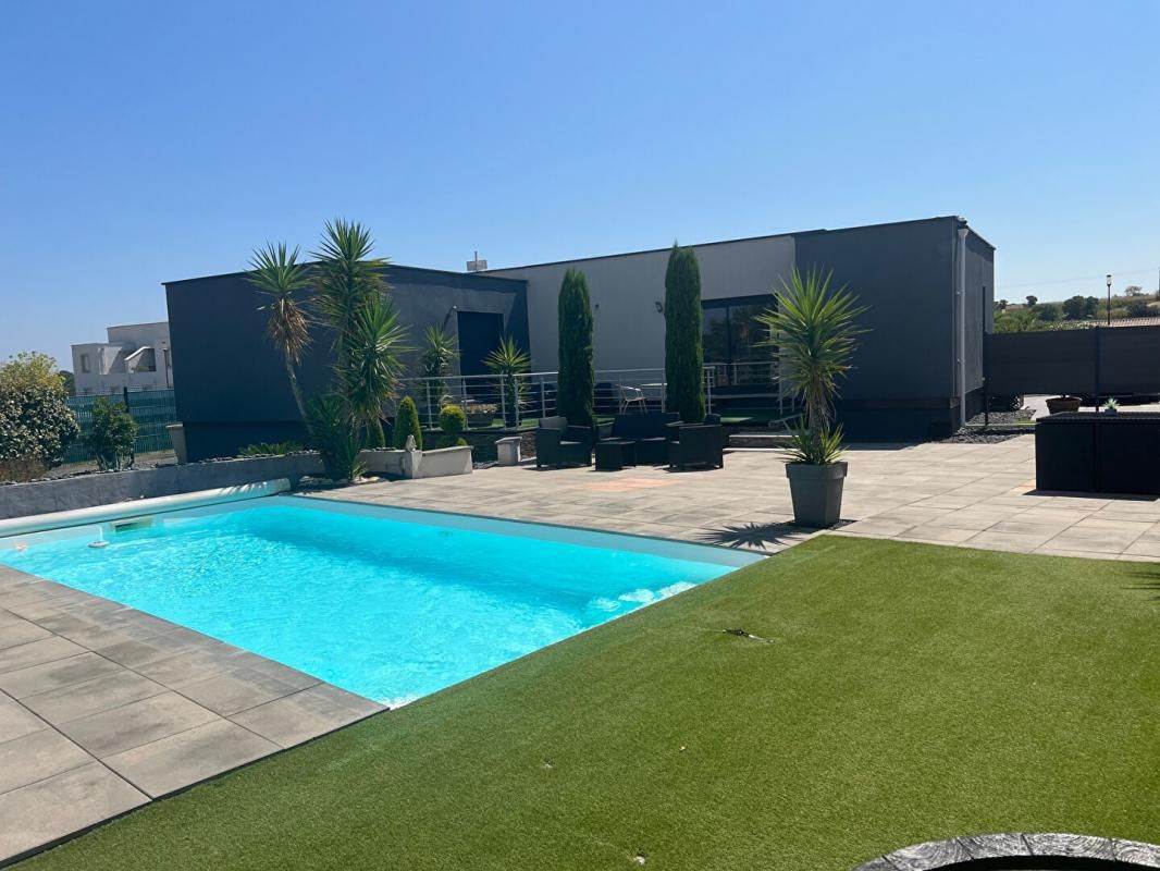 Villa récente Adissan avec piscine