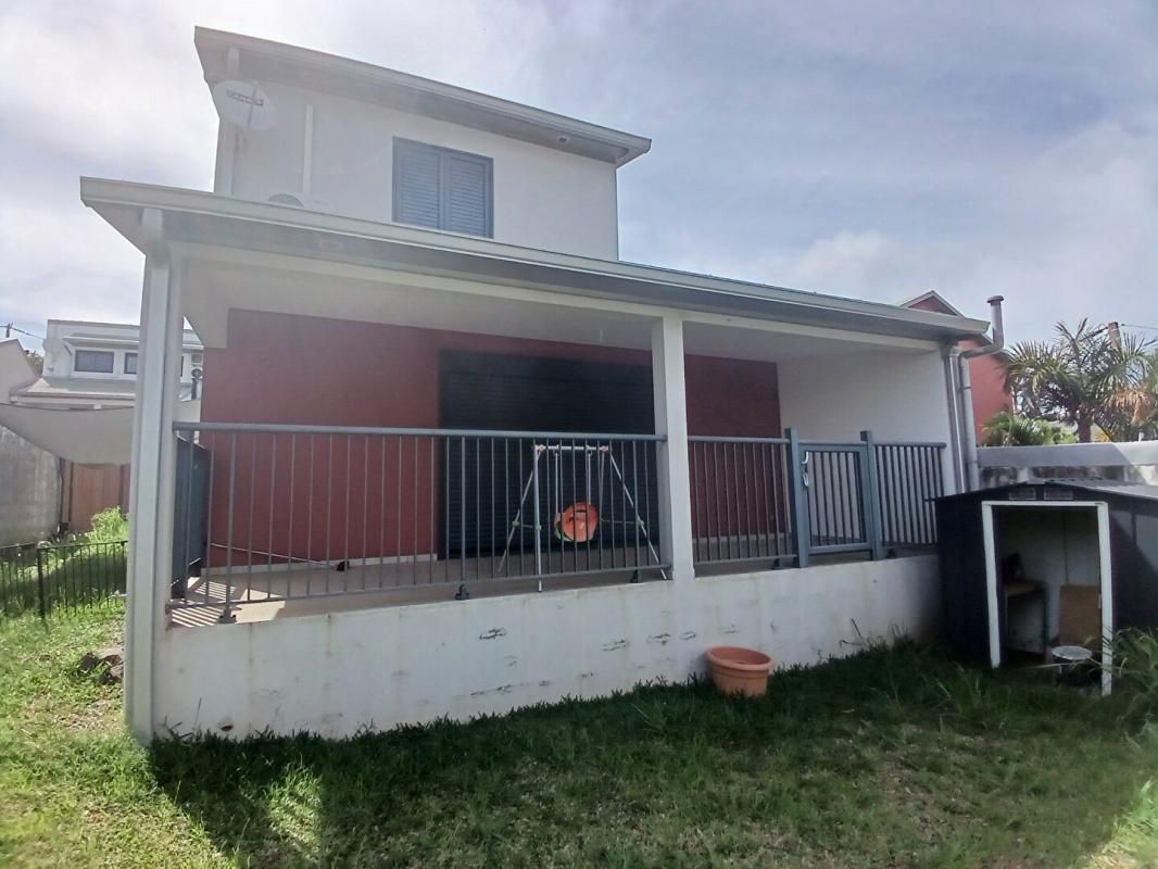 Ravine Des Cabris 97432 , maison de 4 pièce(s) 113 m2 sur terrain de 274 m²