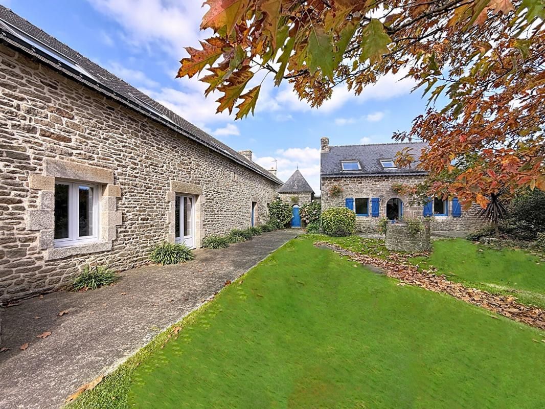 Propriété de caractère aux portes de Vannes, 16 pièces, 310M², 1600 M² de terrain
